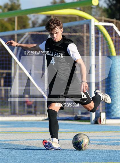 Thumbnail 3 in Esperanza @ Villa Park photogallery.