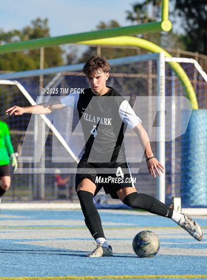 Thumbnail 1 in Esperanza @ Villa Park photogallery.
