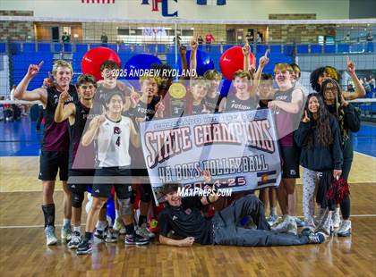 Thumbnail 3 in Regis Groff vs. Pueblo South (CHSAA 4A Championship) photogallery.