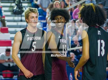 Thumbnail 2 in Regis Groff vs. Pueblo South (CHSAA 4A Championship) photogallery.