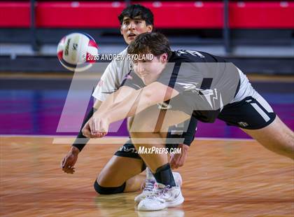 Thumbnail 1 in Regis Groff vs. Pueblo South (CHSAA 4A Championship) photogallery.