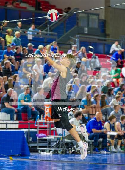 Thumbnail 1 in Regis Groff vs. Pueblo South (CHSAA 4A Championship) photogallery.