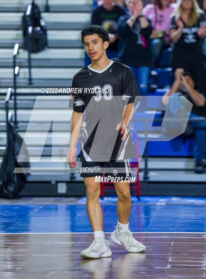 Thumbnail 1 in Regis Groff vs. Pueblo South (CHSAA 4A Championship) photogallery.