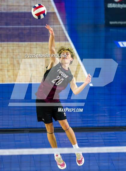 Thumbnail 2 in Regis Groff vs. Pueblo South (CHSAA 4A Championship) photogallery.