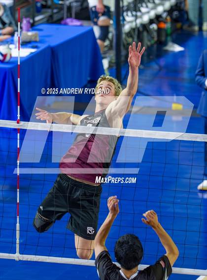 Thumbnail 3 in Regis Groff vs. Pueblo South (CHSAA 4A Championship) photogallery.