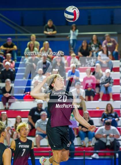Thumbnail 2 in Regis Groff vs. Pueblo South (CHSAA 4A Championship) photogallery.