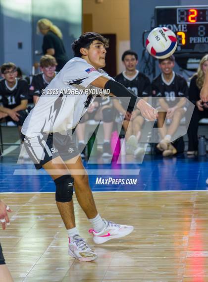 Thumbnail 1 in Regis Groff vs. Pueblo South (CHSAA 4A Championship) photogallery.