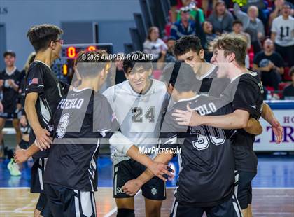 Thumbnail 2 in Regis Groff vs. Pueblo South (CHSAA 4A Championship) photogallery.