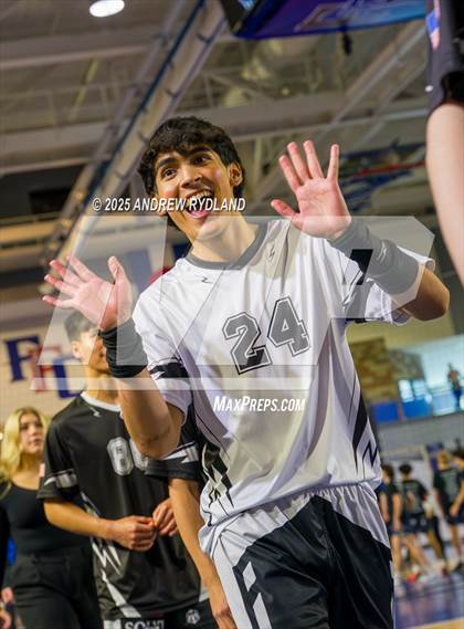 Thumbnail 1 in Regis Groff vs. Pueblo South (CHSAA 4A Championship) photogallery.