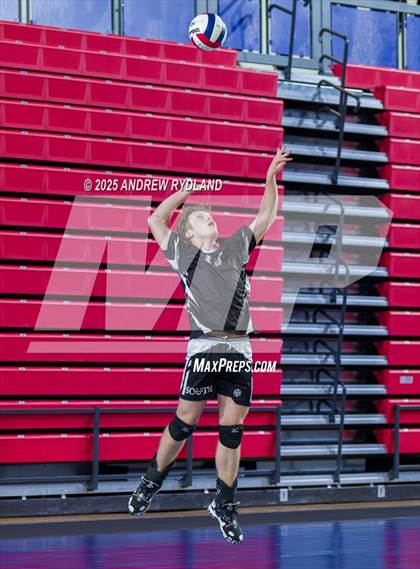 Thumbnail 2 in Regis Groff vs. Pueblo South (CHSAA 4A Championship) photogallery.