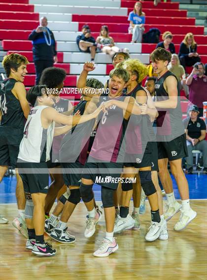 Thumbnail 1 in Regis Groff vs. Pueblo South (CHSAA 4A Championship) photogallery.