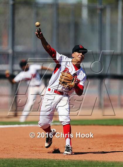 Thumbnail 3 in El Dorado vs. Rio Rico photogallery.