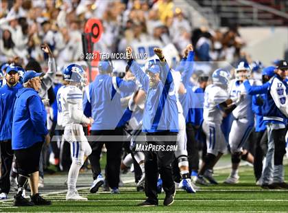 Thumbnail 1 in Bryant vs. Fayetteville (AAA 7A Final) photogallery.