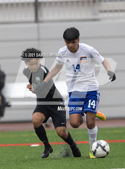 Thumbnail 2 in Benson vs. Omaha North photogallery.
