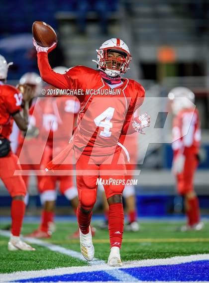 Thumbnail 1 in Farmingdale vs. Freeport (Section VIII Conference I Final) photogallery.