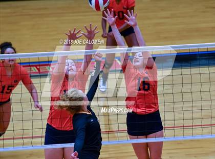 Thumbnail 3 in Brandeis vs Brennan (NEISD Volleyball Tournament) photogallery.