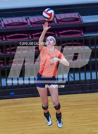 Thumbnail 3 in Brandeis vs Brennan (NEISD Volleyball Tournament) photogallery.