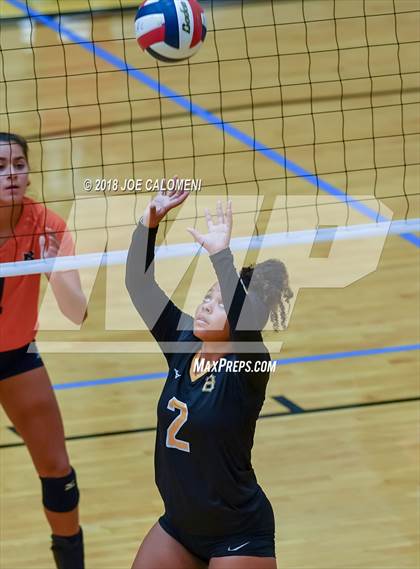 Thumbnail 3 in Brandeis vs Brennan (NEISD Volleyball Tournament) photogallery.