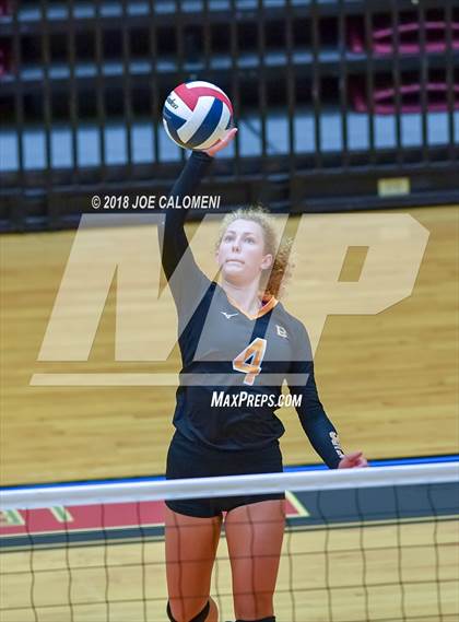 Thumbnail 3 in Brandeis vs Brennan (NEISD Volleyball Tournament) photogallery.