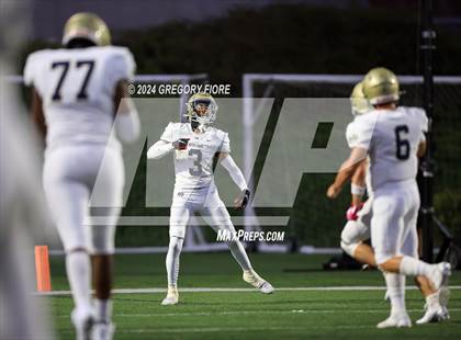 Thumbnail 2 in Notre Dame (SO) @ Servite photogallery.