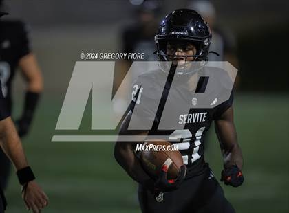 Thumbnail 3 in Notre Dame (SO) @ Servite photogallery.