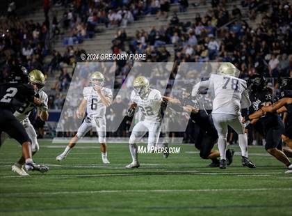 Thumbnail 2 in Notre Dame (SO) @ Servite photogallery.