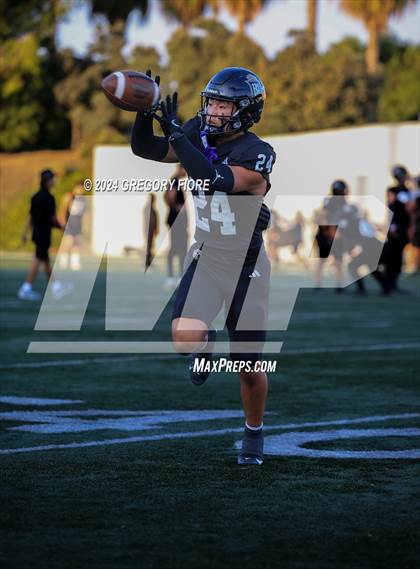 Thumbnail 2 in Notre Dame (SO) @ Servite photogallery.