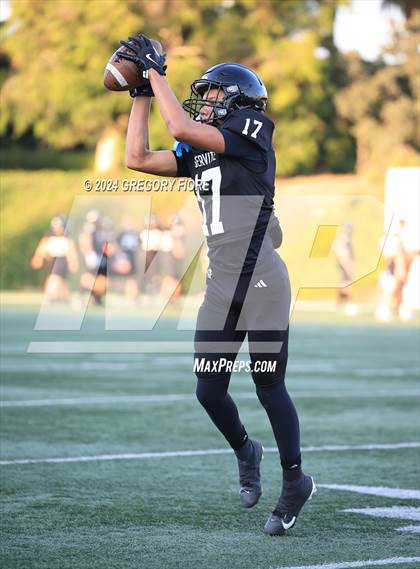 Thumbnail 3 in Notre Dame (SO) @ Servite photogallery.