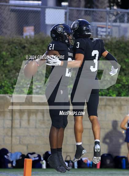 Thumbnail 2 in Notre Dame (SO) @ Servite photogallery.