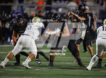 Thumbnail 2 in Notre Dame (SO) @ Servite photogallery.