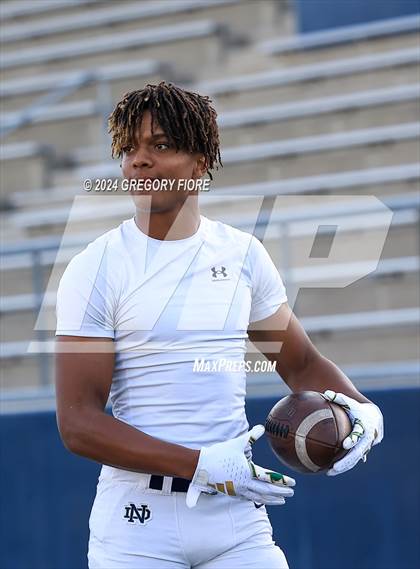 Thumbnail 1 in Notre Dame (SO) @ Servite photogallery.