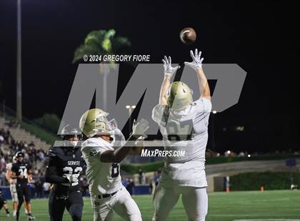 Thumbnail 2 in Notre Dame (SO) @ Servite photogallery.
