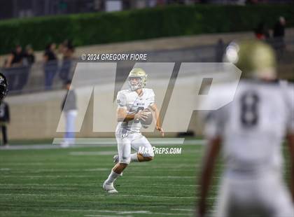 Thumbnail 1 in Notre Dame (SO) @ Servite photogallery.
