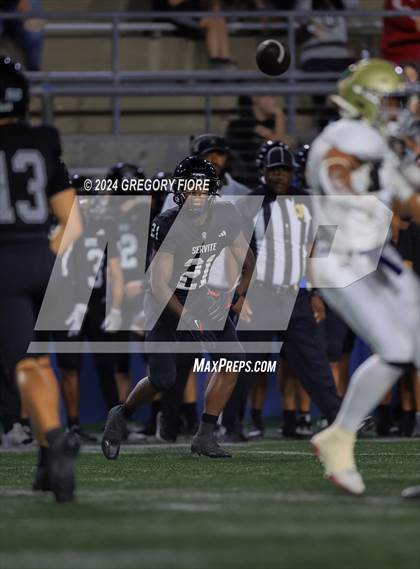 Thumbnail 2 in Notre Dame (SO) @ Servite photogallery.