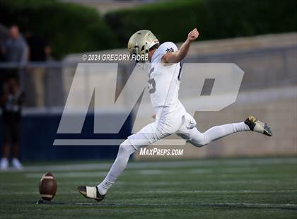 Thumbnail 2 in Notre Dame (SO) @ Servite photogallery.