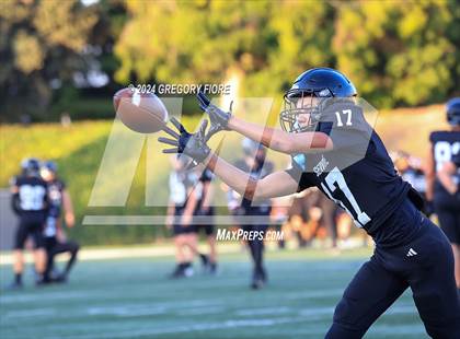 Thumbnail 2 in Notre Dame (SO) @ Servite photogallery.