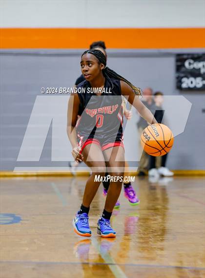 Thumbnail 1 in Chilton County vs Maplesville (Chilton County Tournament) photogallery.