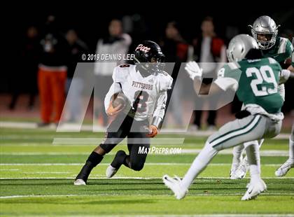 Thumbnail 1 in De La Salle vs. Pittsburg (CIF NCS D1 Final) photogallery.