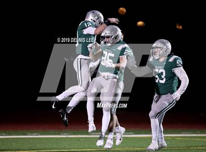 Thumbnail 3 in De La Salle vs. Pittsburg (CIF NCS D1 Final) photogallery.