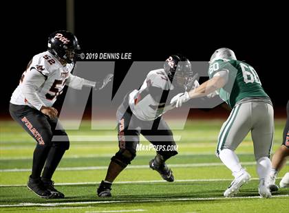 Thumbnail 3 in De La Salle vs. Pittsburg (CIF NCS D1 Final) photogallery.