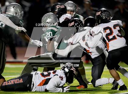 Thumbnail 3 in De La Salle vs. Pittsburg (CIF NCS D1 Final) photogallery.