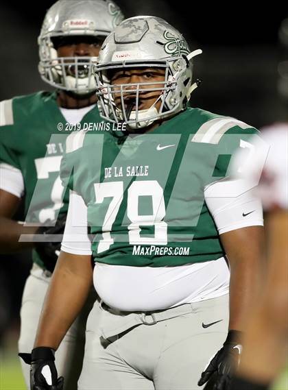Thumbnail 3 in De La Salle vs. Pittsburg (CIF NCS D1 Final) photogallery.