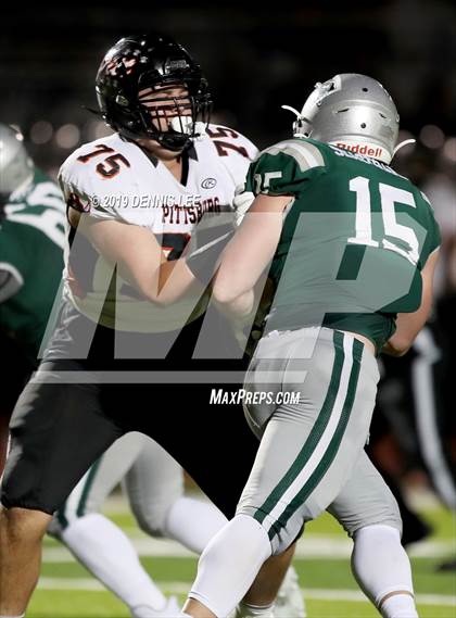 Thumbnail 1 in De La Salle vs. Pittsburg (CIF NCS D1 Final) photogallery.