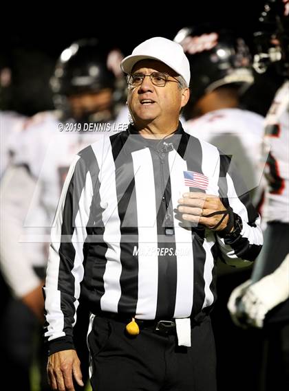 Thumbnail 1 in De La Salle vs. Pittsburg (CIF NCS D1 Final) photogallery.