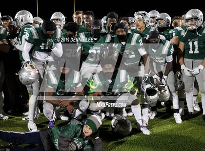 Thumbnail 1 in De La Salle vs. Pittsburg (CIF NCS D1 Final) photogallery.