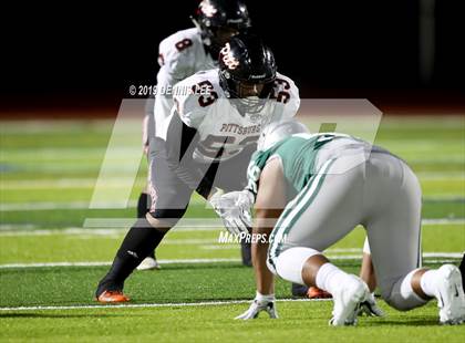 Thumbnail 3 in De La Salle vs. Pittsburg (CIF NCS D1 Final) photogallery.