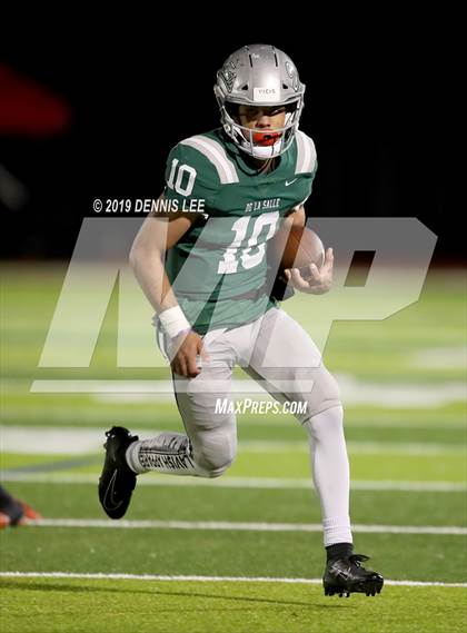 Thumbnail 2 in De La Salle vs. Pittsburg (CIF NCS D1 Final) photogallery.