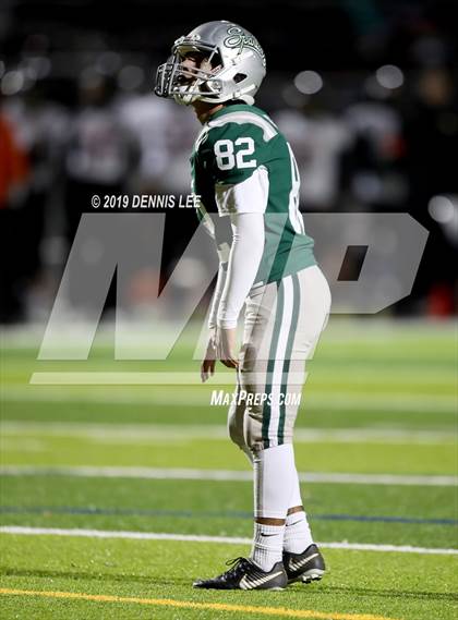 Thumbnail 2 in De La Salle vs. Pittsburg (CIF NCS D1 Final) photogallery.
