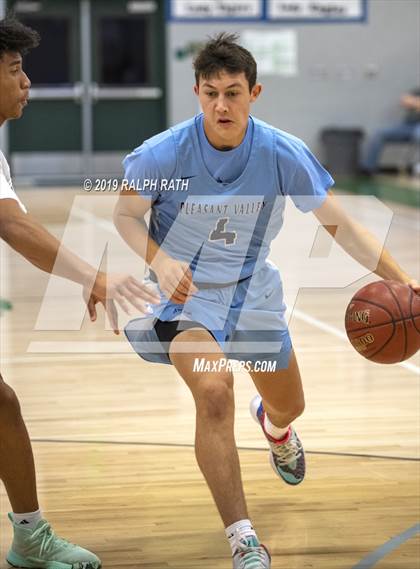 Thumbnail 3 in Pleasant Valley @ Serra (Red Bluff Holiday Classic) photogallery.