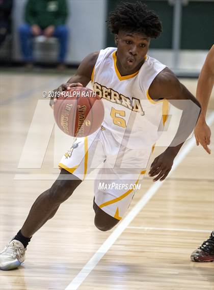 Thumbnail 3 in Pleasant Valley @ Serra (Red Bluff Holiday Classic) photogallery.